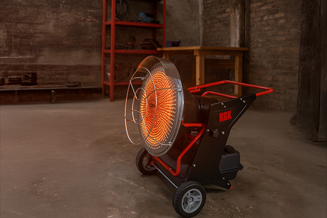 Traktor med grøn ENERGY traktoraggregar